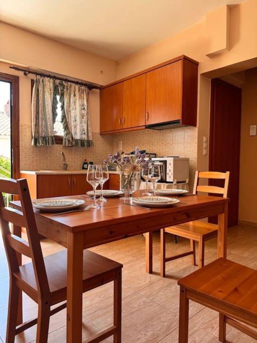 Family Woodland Oasis Vipgreece Daire Kírinthos Dış mekan fotoğraf