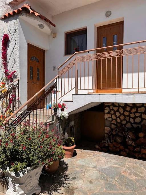 Family Woodland Oasis Vipgreece Daire Kírinthos Dış mekan fotoğraf